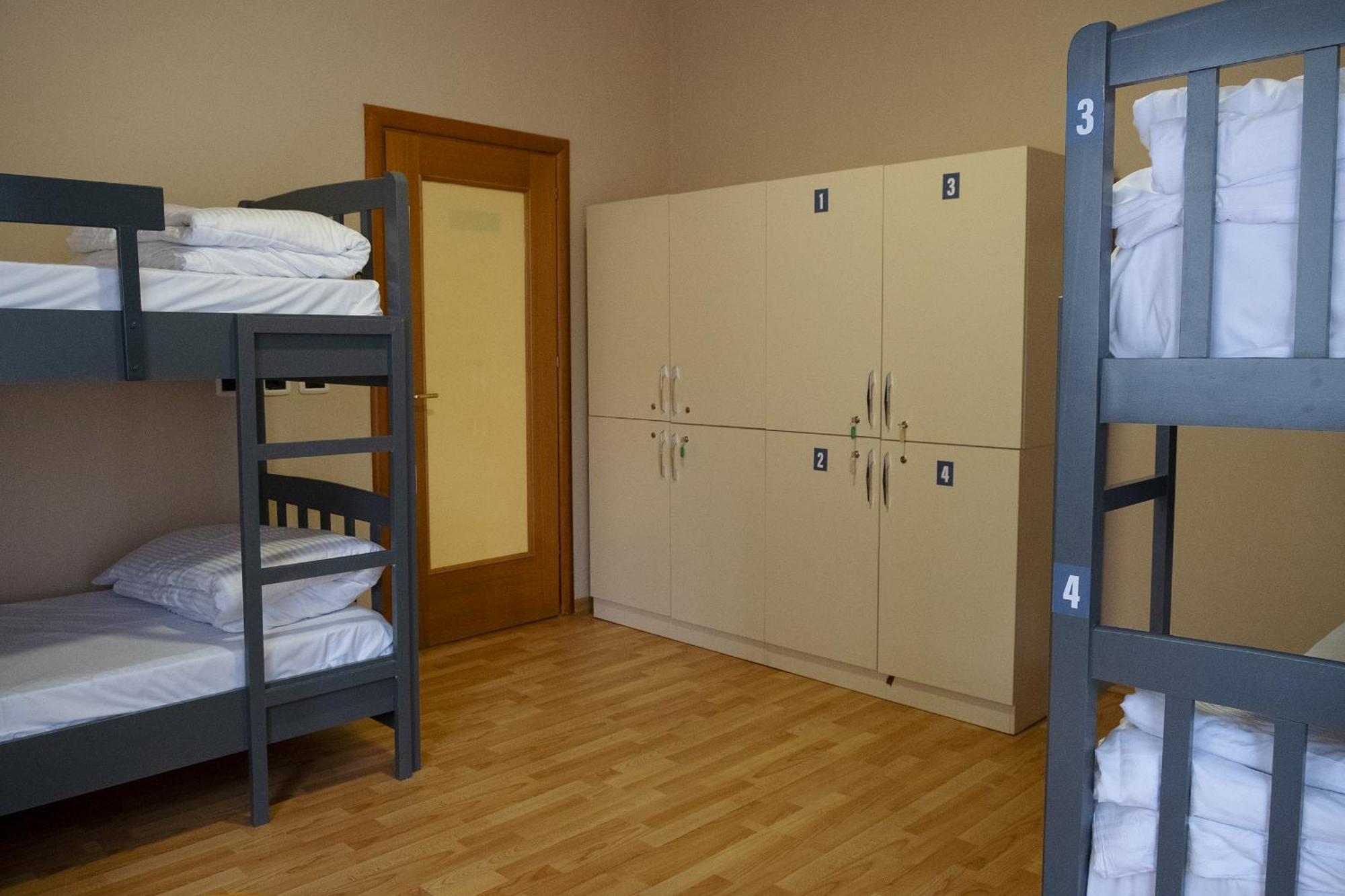 Mandarine Hostel Tirana Eksteriør billede