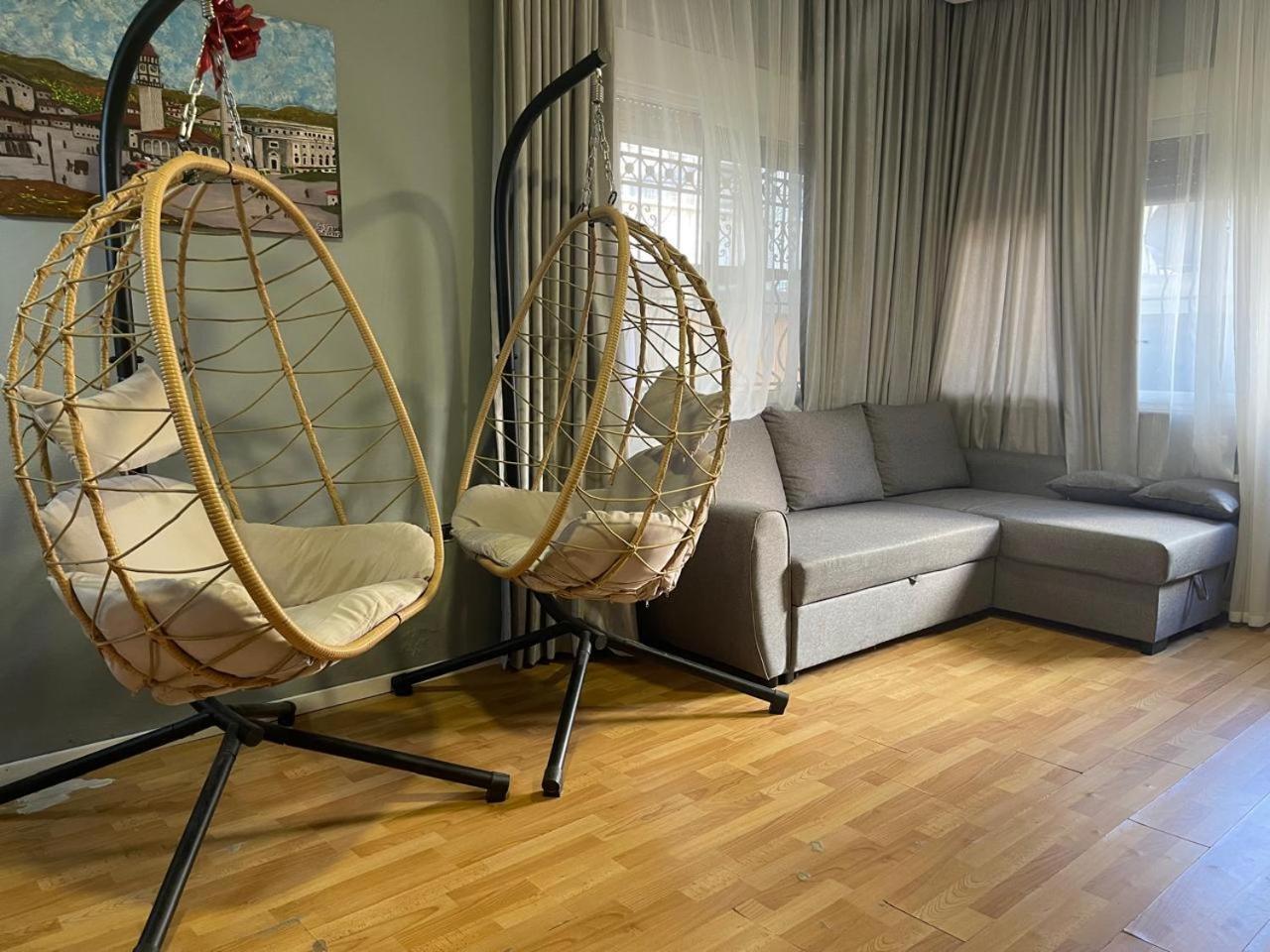 Mandarine Hostel Tirana Eksteriør billede