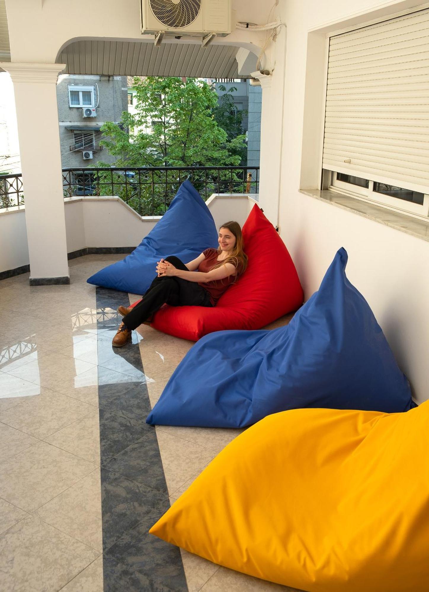 Mandarine Hostel Tirana Eksteriør billede